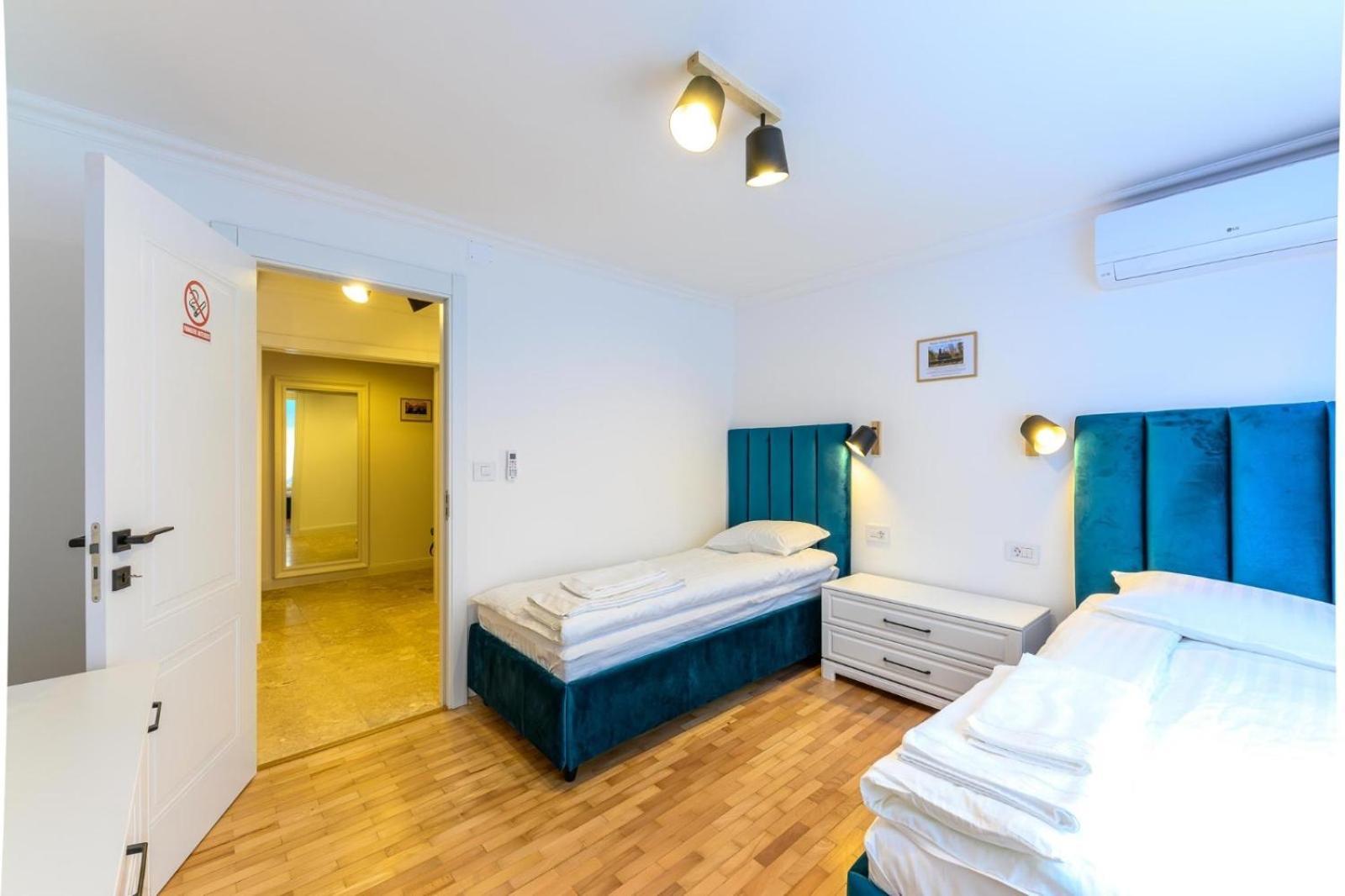 Five Stars Apartment Тимишоара Экстерьер фото
