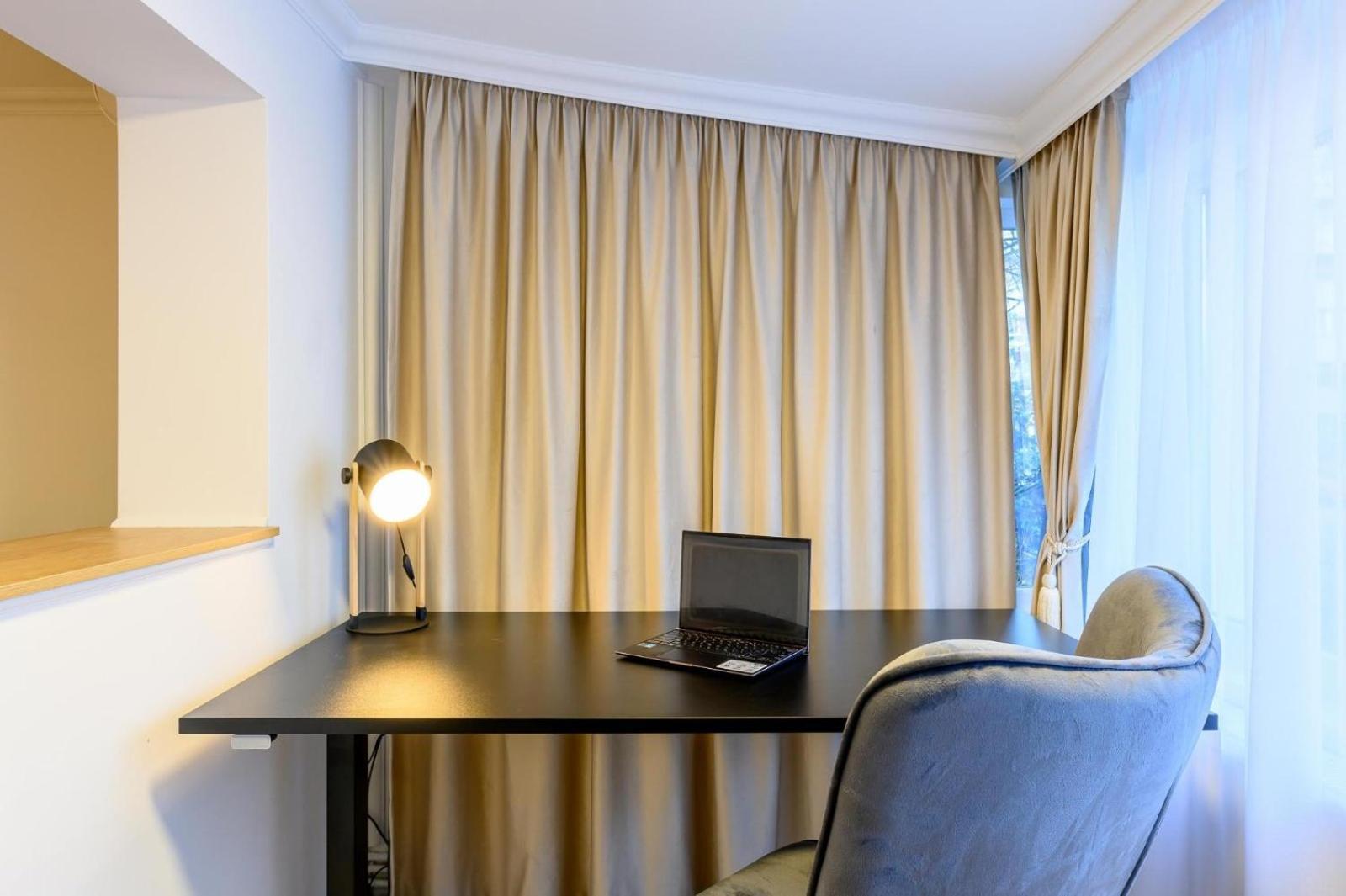Five Stars Apartment Тимишоара Экстерьер фото